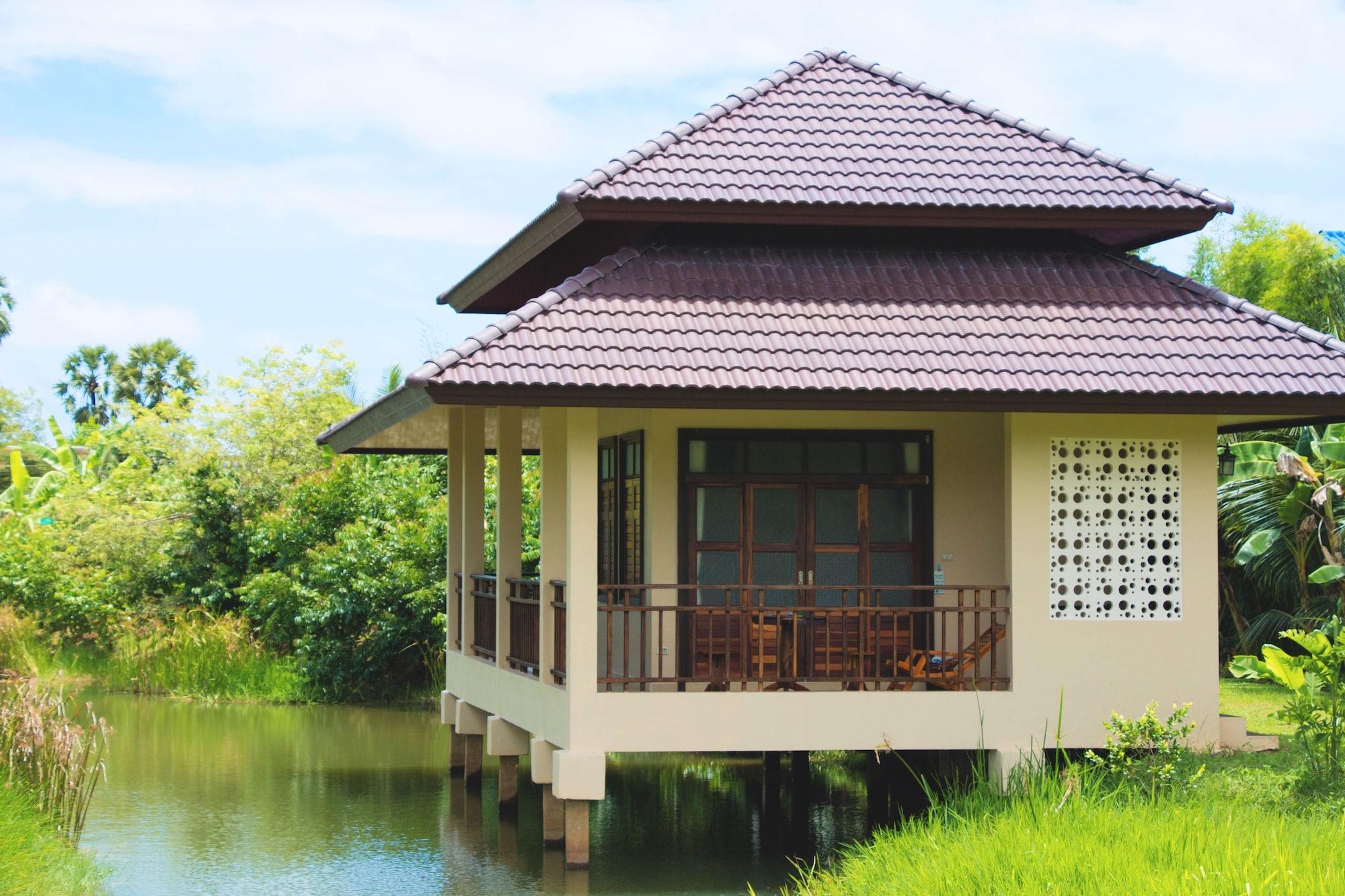 Lantala Residence Takua Thung Екстериор снимка