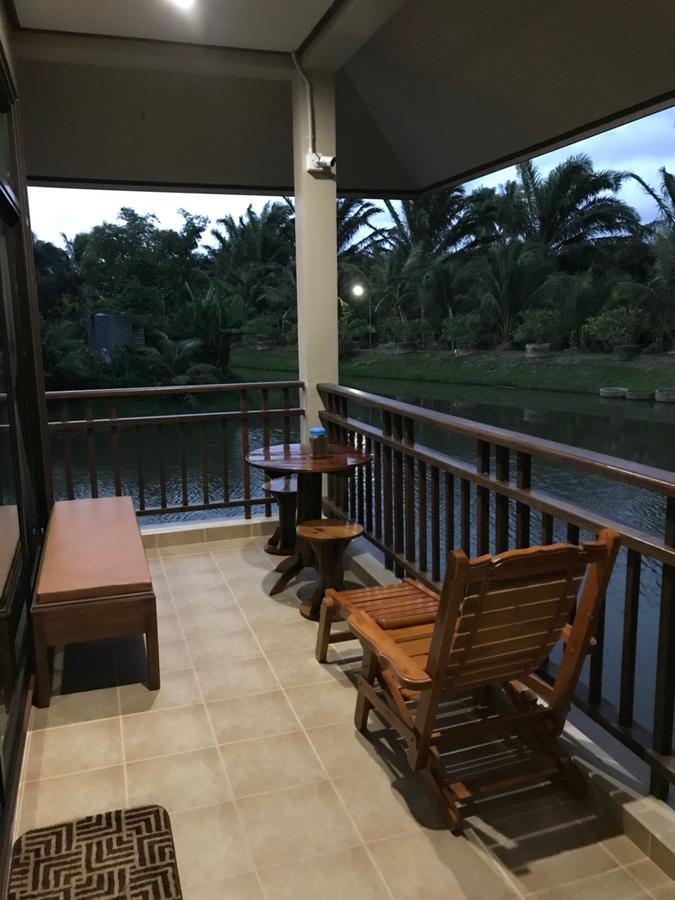 Lantala Residence Takua Thung Екстериор снимка