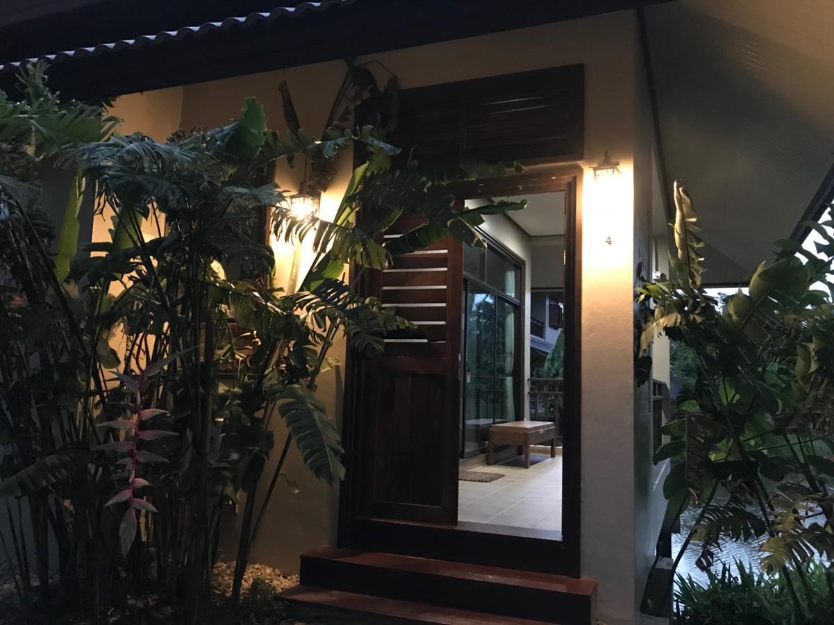 Lantala Residence Takua Thung Екстериор снимка