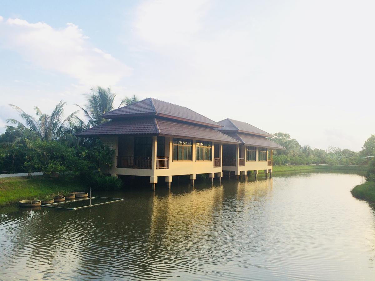 Lantala Residence Takua Thung Екстериор снимка