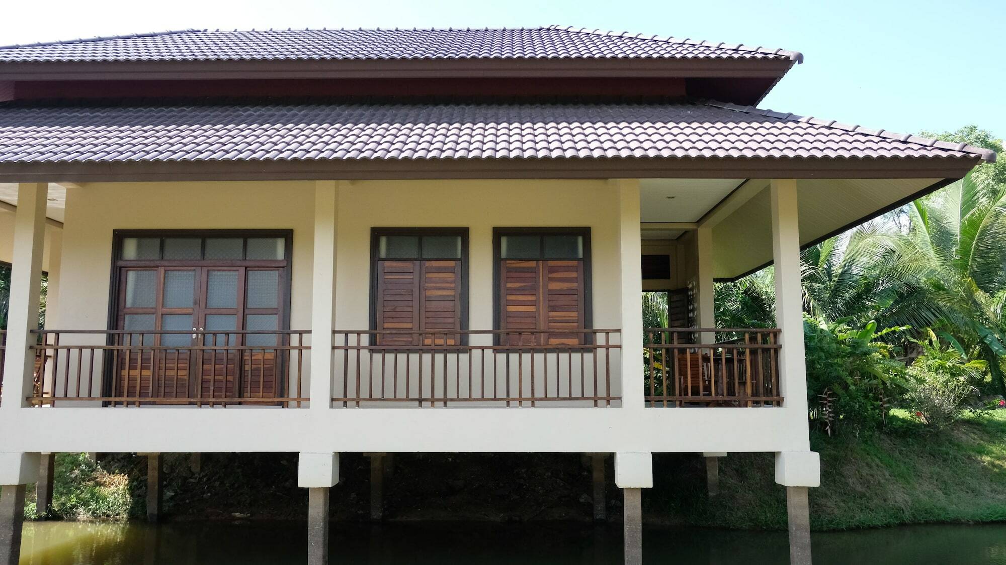 Lantala Residence Takua Thung Екстериор снимка