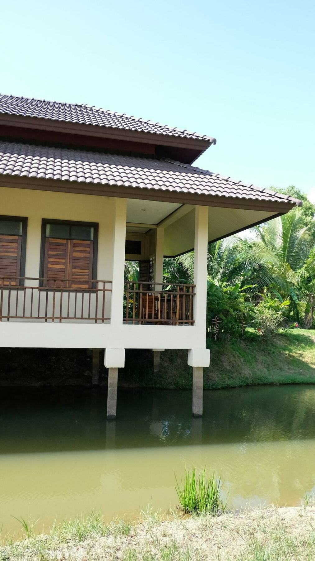 Lantala Residence Takua Thung Екстериор снимка